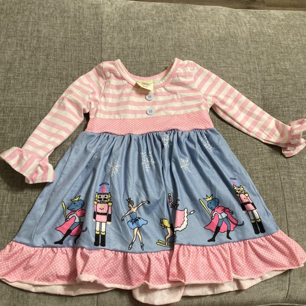 Dash of glitter Christmas Nutcracker Mouse King graphic dress 2xs 6-12 months